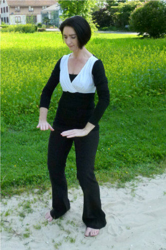 Qi Gong-Uebung 5_Energie ganz senken
