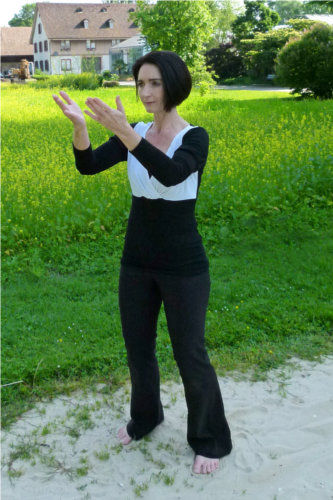 Qi Gong-Uebung 3_Energie heben